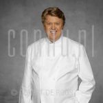 17-02-2004 Robert Kranenborg at studio in Amsterdam.

[keywords]Posed, Half Length, Eyecontact, Smiling[/keywords]